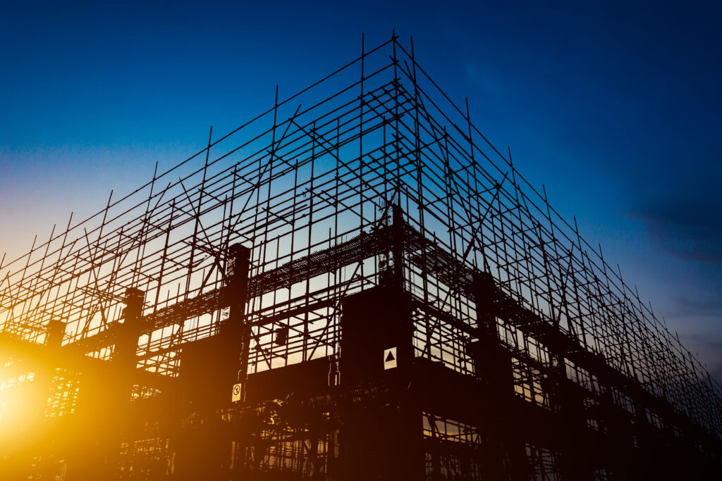 Empresa constructora contrata